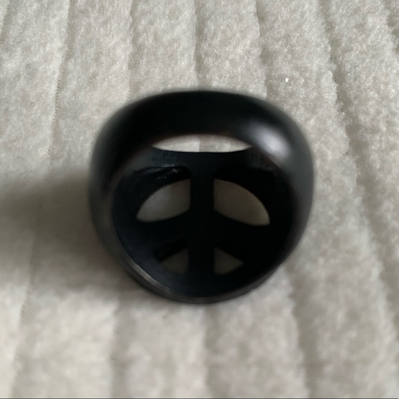 rainbow peace ring🌈☮️ - Picture 6 of 7